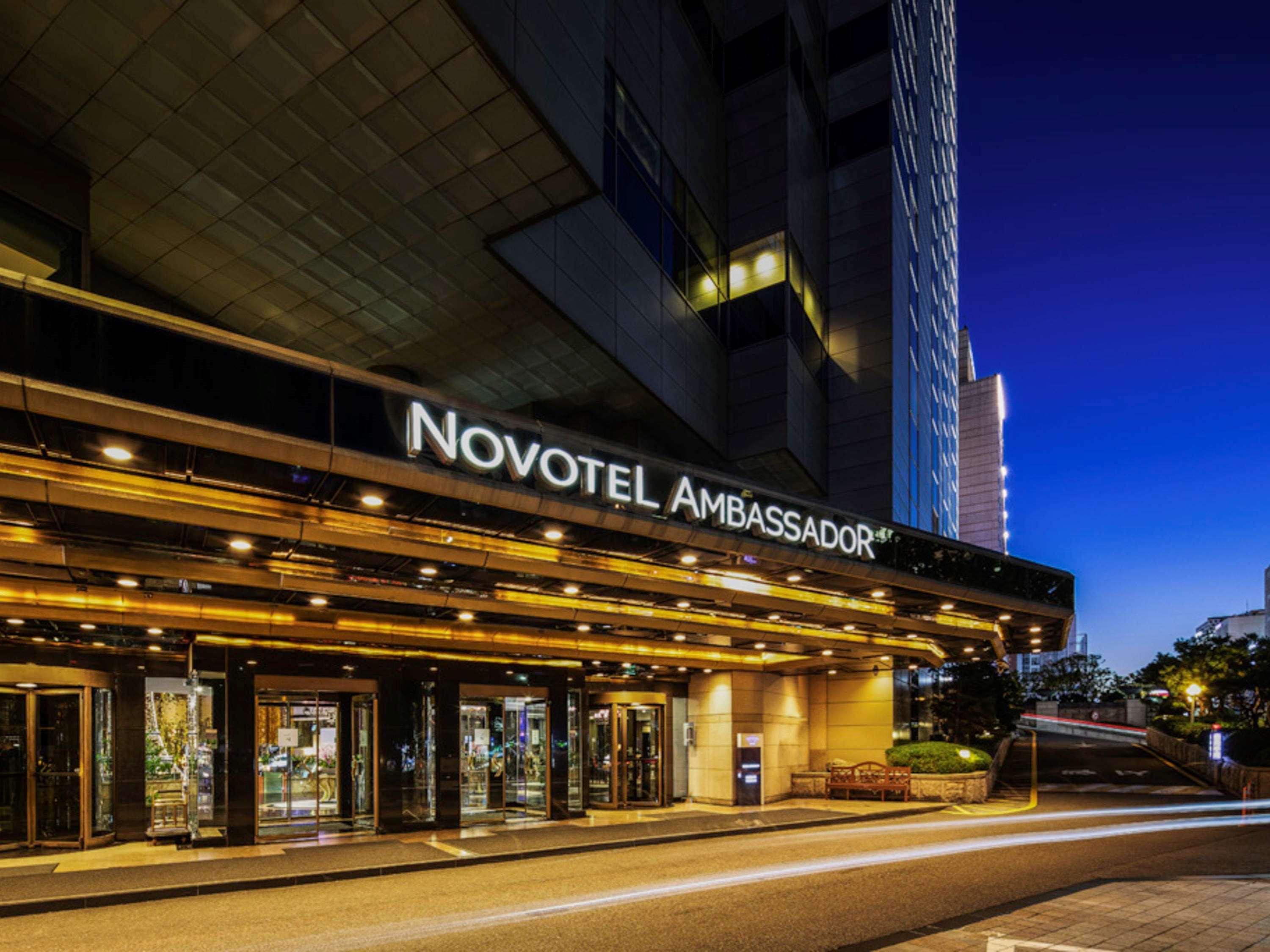 Novotel Ambassador Seoul Gangnam Экстерьер фото