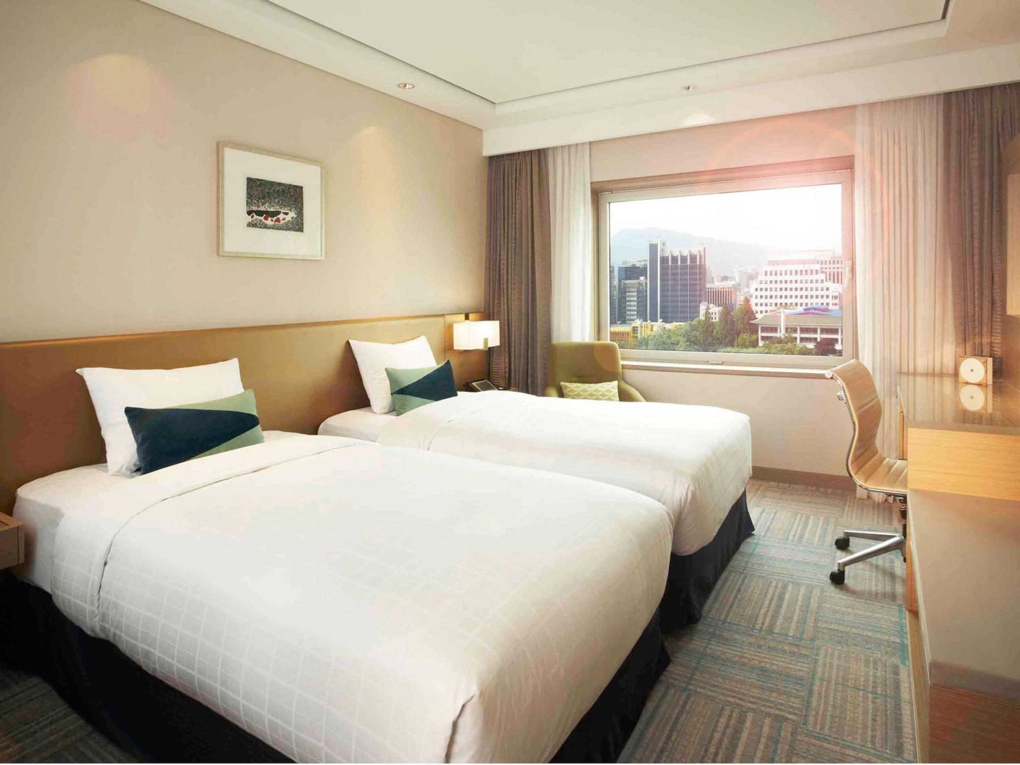 Novotel Ambassador Seoul Gangnam Экстерьер фото